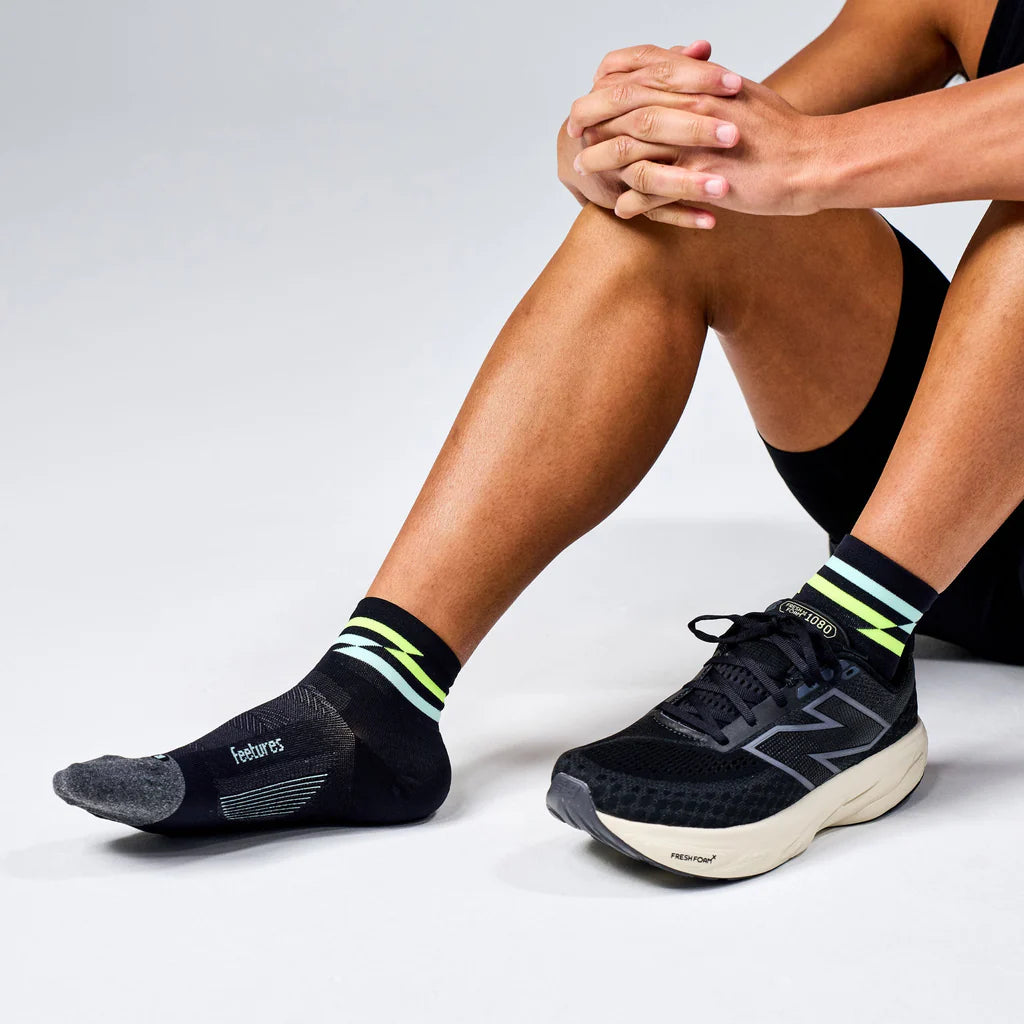 Feetures Elite UL Quarter Night Track Black 1 Pair x3